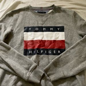 Tommy Hilfiger sweater